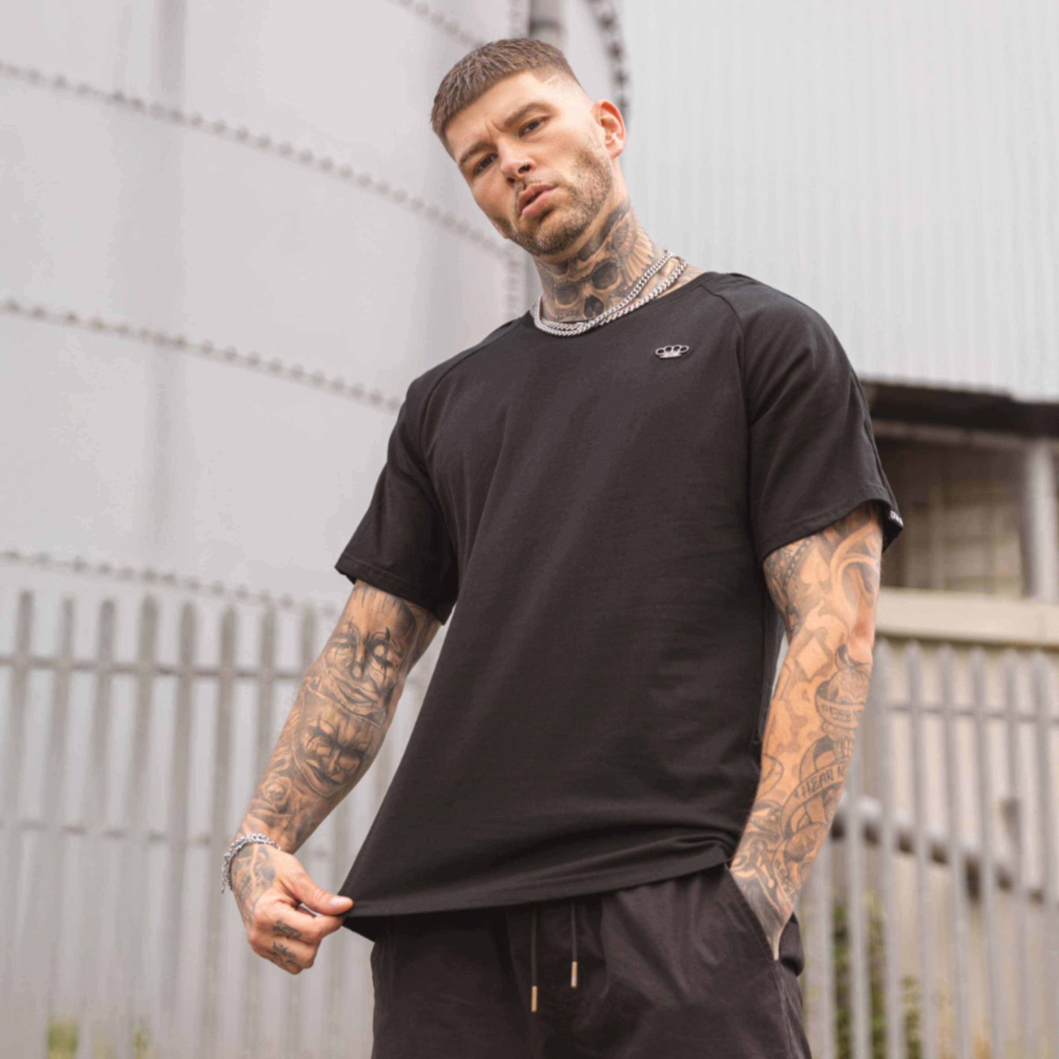 MVL basic shirt - black (OVERSIZED)