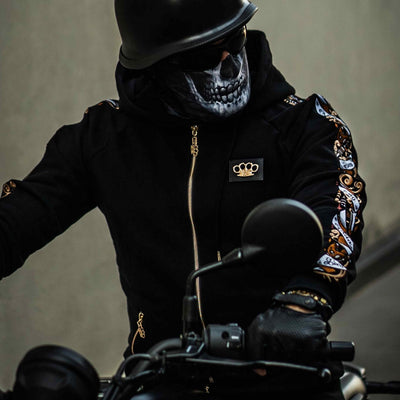 Savage Trainingsjacke mit Kapuze und aufwendigen Verzierungen – schwarz