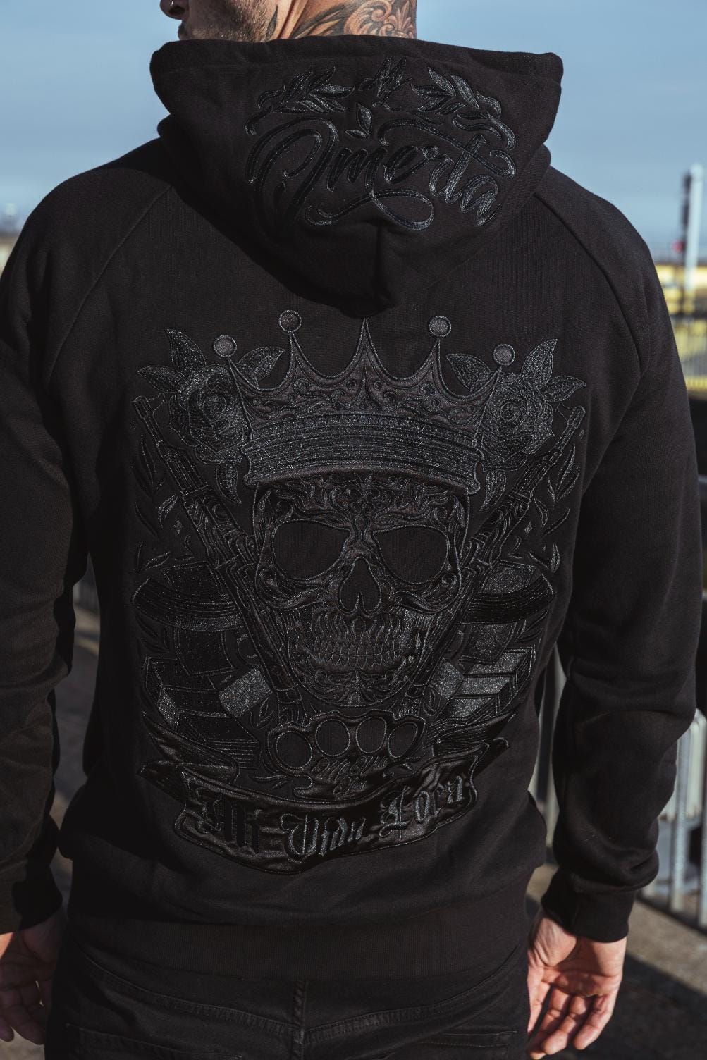 Sudadera con capucha MVL «Dark AK King»